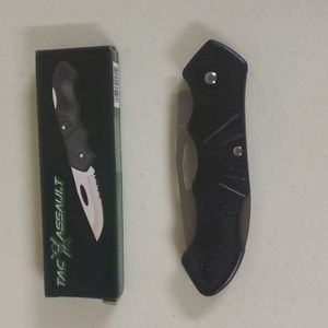 Tac Assault 4" Black Handle Locking Knife